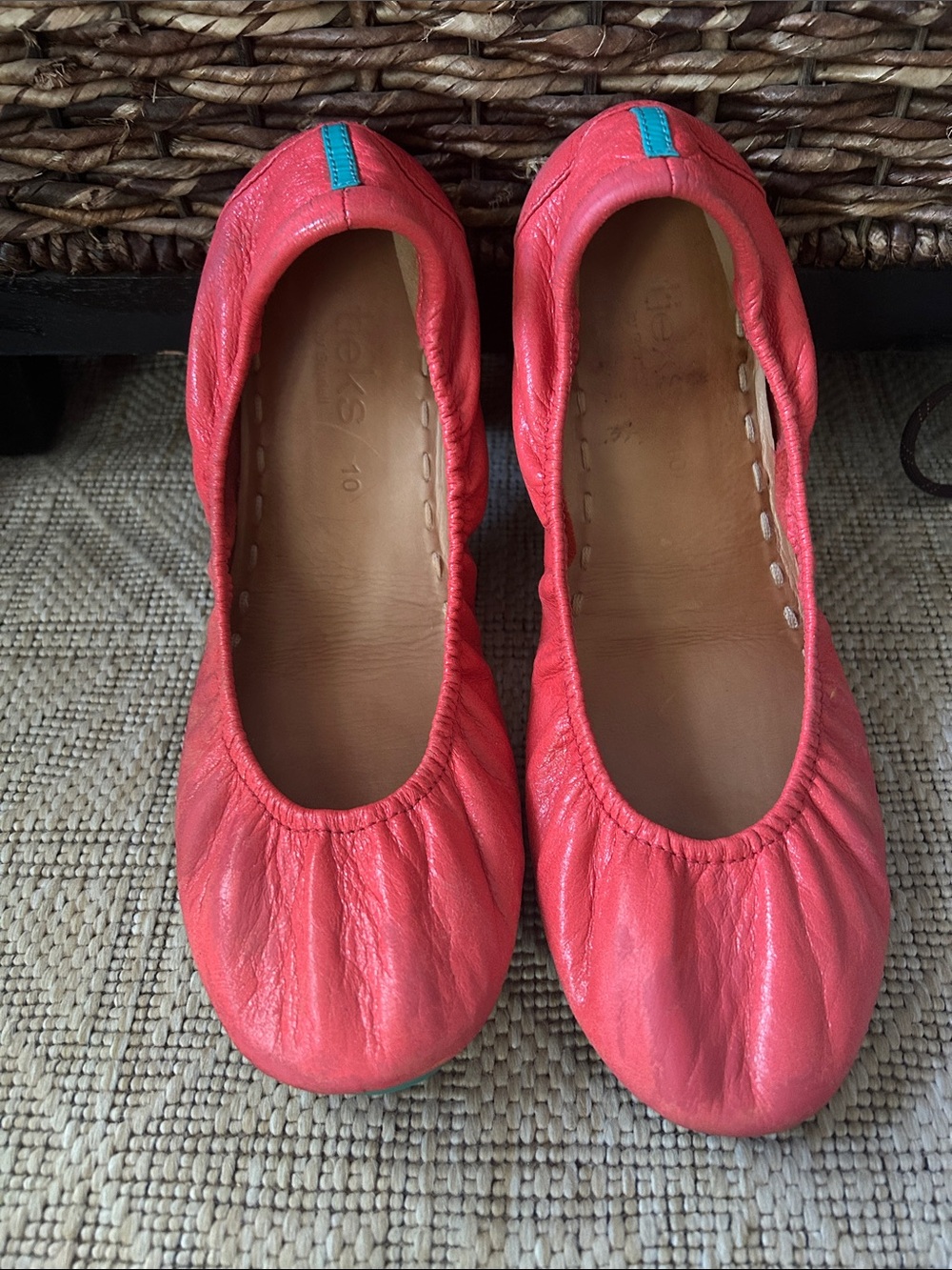 Tieks Poppy Orange Coral Leather Ballet Flats Shoes. Size 10